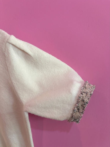CHANELLINA Knit – Maglioncino a mezza manica con passamaneria Couture applicata a mano