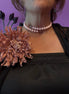INCANTEVOLE -  MEDITERRANEA Chocker  contrarie’  1 giro corallo  rosa  con terminali goccia quarzo rosa