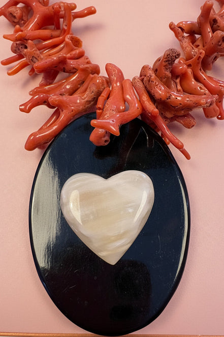 Collezione Mediterranea - Collana di Corallo rosso naturale e cuore corno