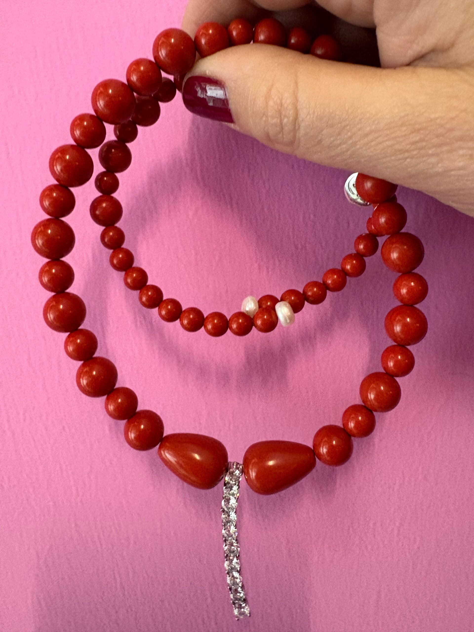 INCANTEVOLE -  MEDITERRANEA Chocker flessibile corallo rosso con tennis argento