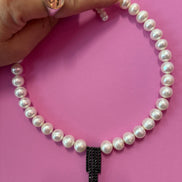 INCANTEVOLE -  Chocker flessibile  di perle con  Cascata di tennis argento  black