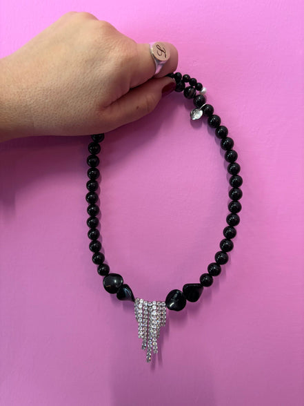 INCANTEVOLE -  Chocker  flessibile      in onice con     Cascata di tennis  argento.