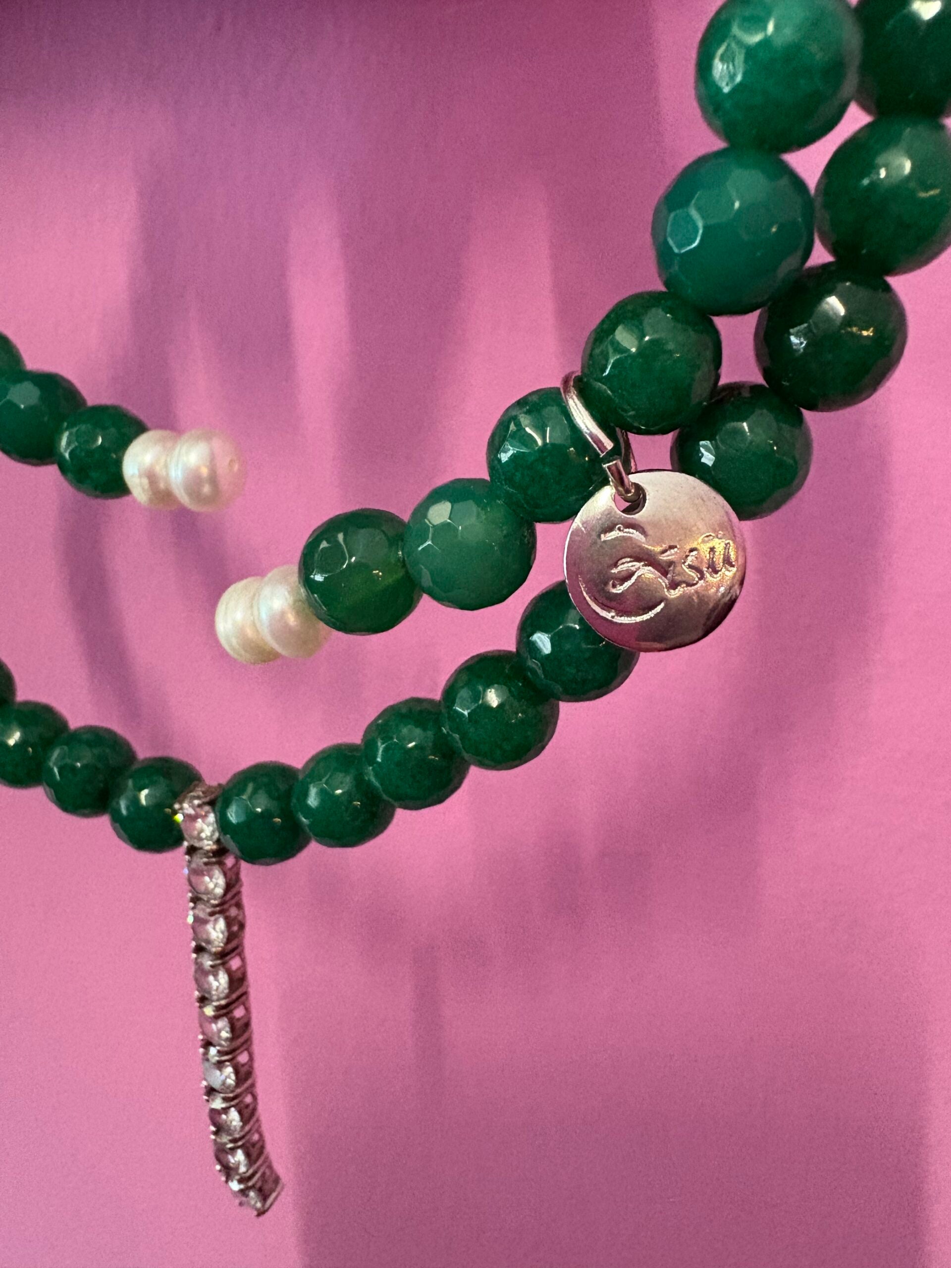 INCANTEVOLE -  Chocker flessibile   in agata verde con tennis argento