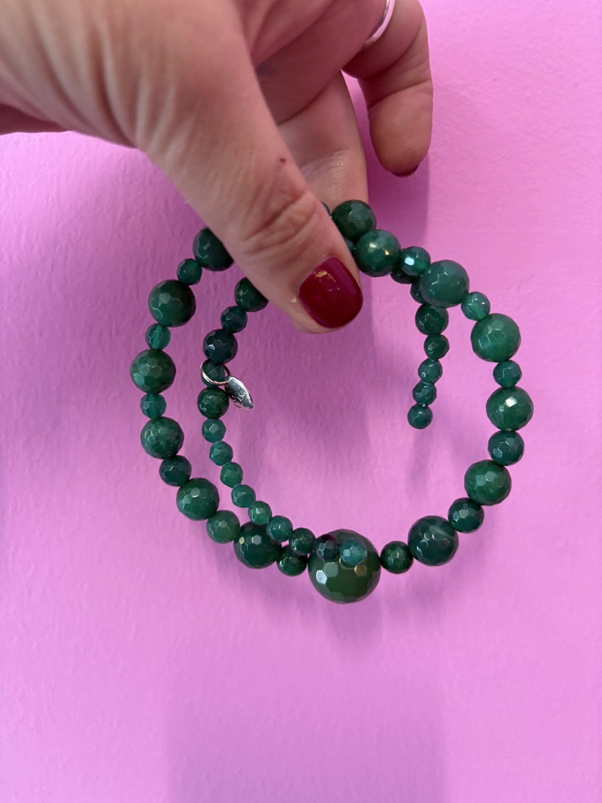 INCANTEVOLE -  Chocker flessibile  in giada verde