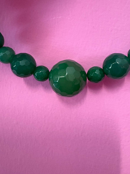 INCANTEVOLE -  Chocker flessibile  in giada verde