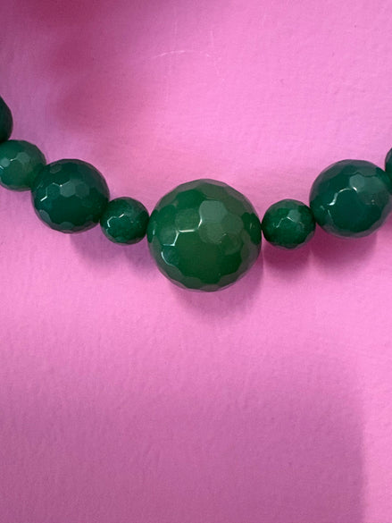INCANTEVOLE -  Chocker flessibile  in giada verde