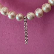 INCANTEVOLE -  Chocker flessibile  perle coltivate  con pendente   tennis argento