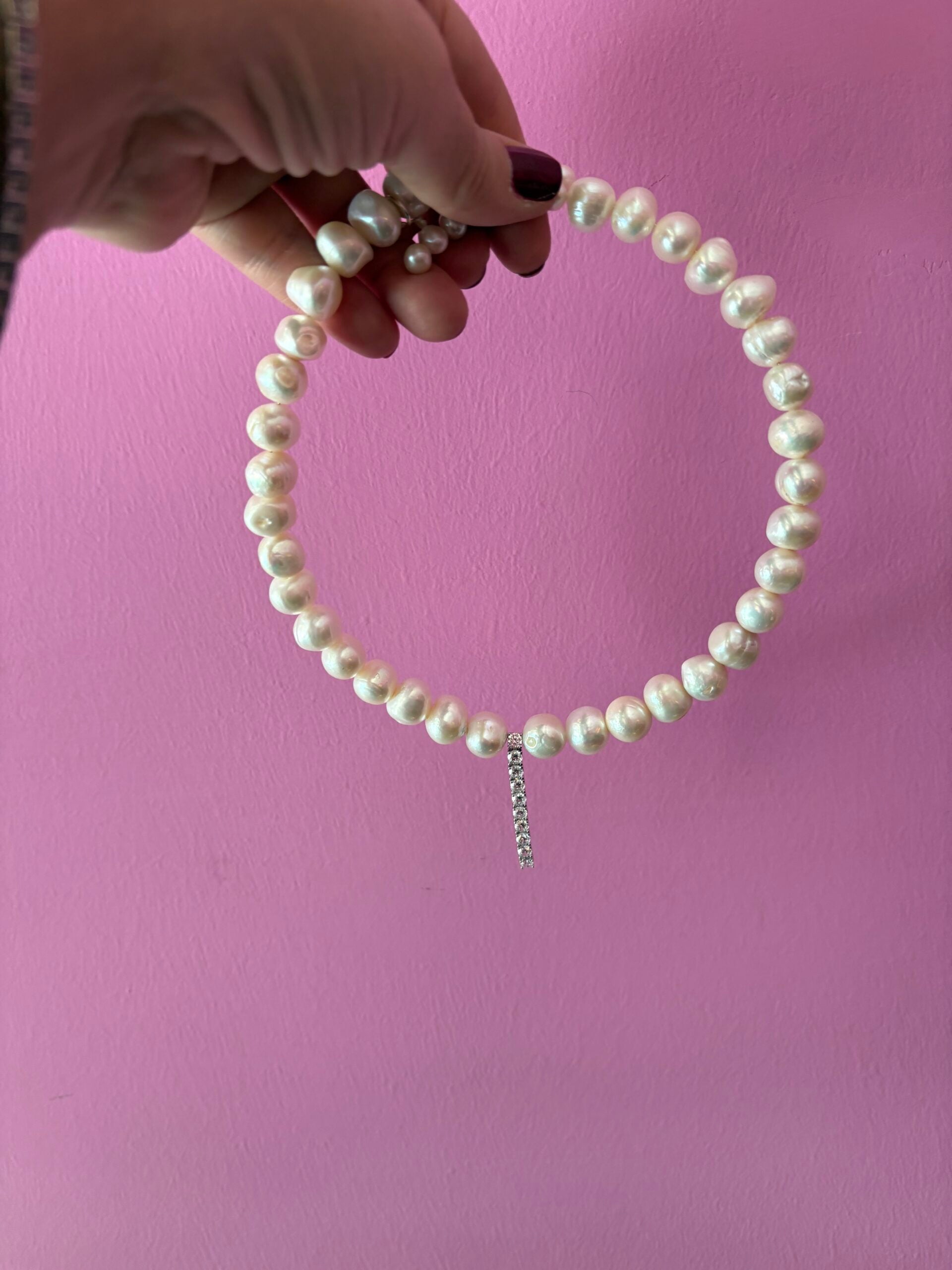 INCANTEVOLE -  Chocker flessibile  perle coltivate  con pendente   tennis argento
