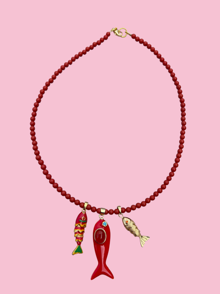 Collana POISSONS - Corallo rosso  mm 6 - chiusura argento 925 - cm 40  chrams pesciolini