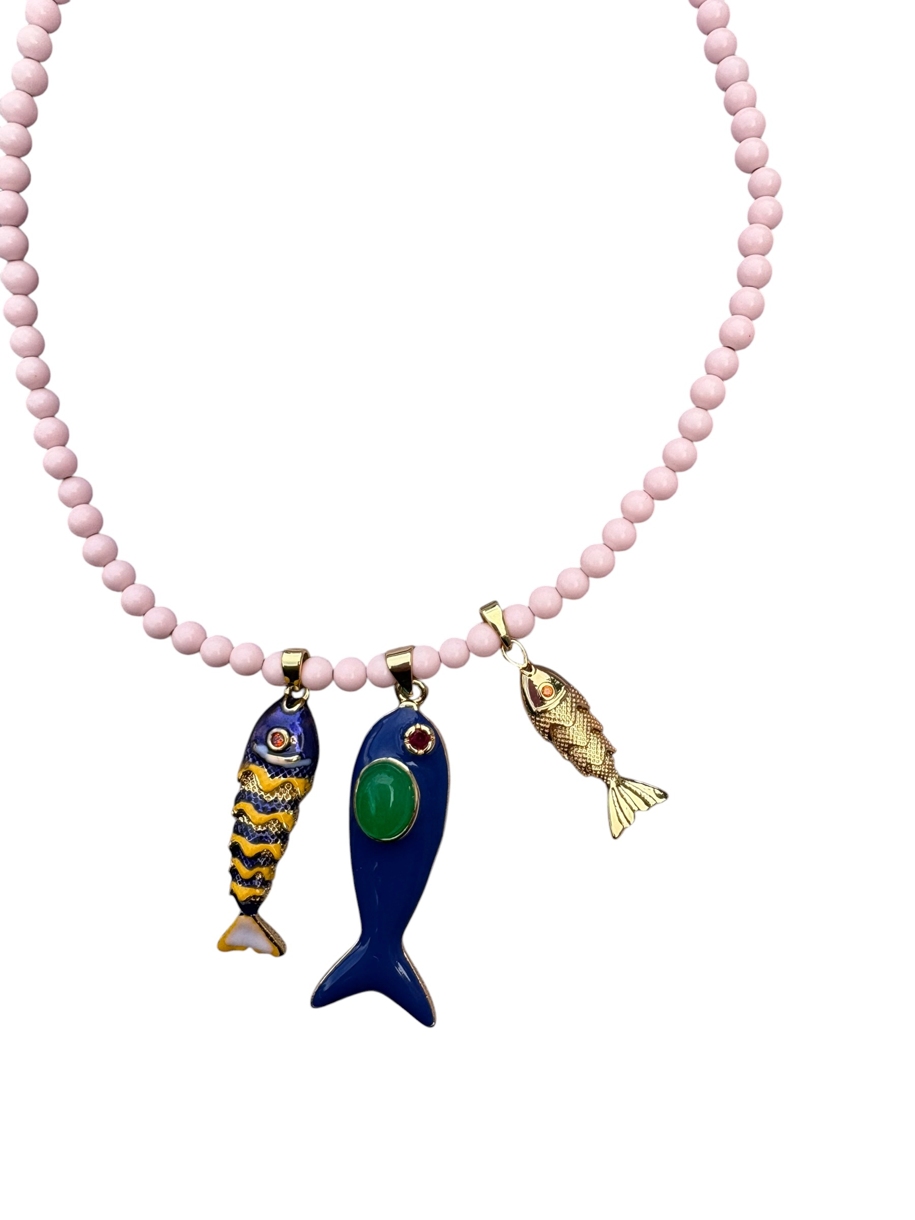 Collana POISSONS - Corallo rosa  mm 6 - chiusura argento 925 - cm 40  chrams pesciolini