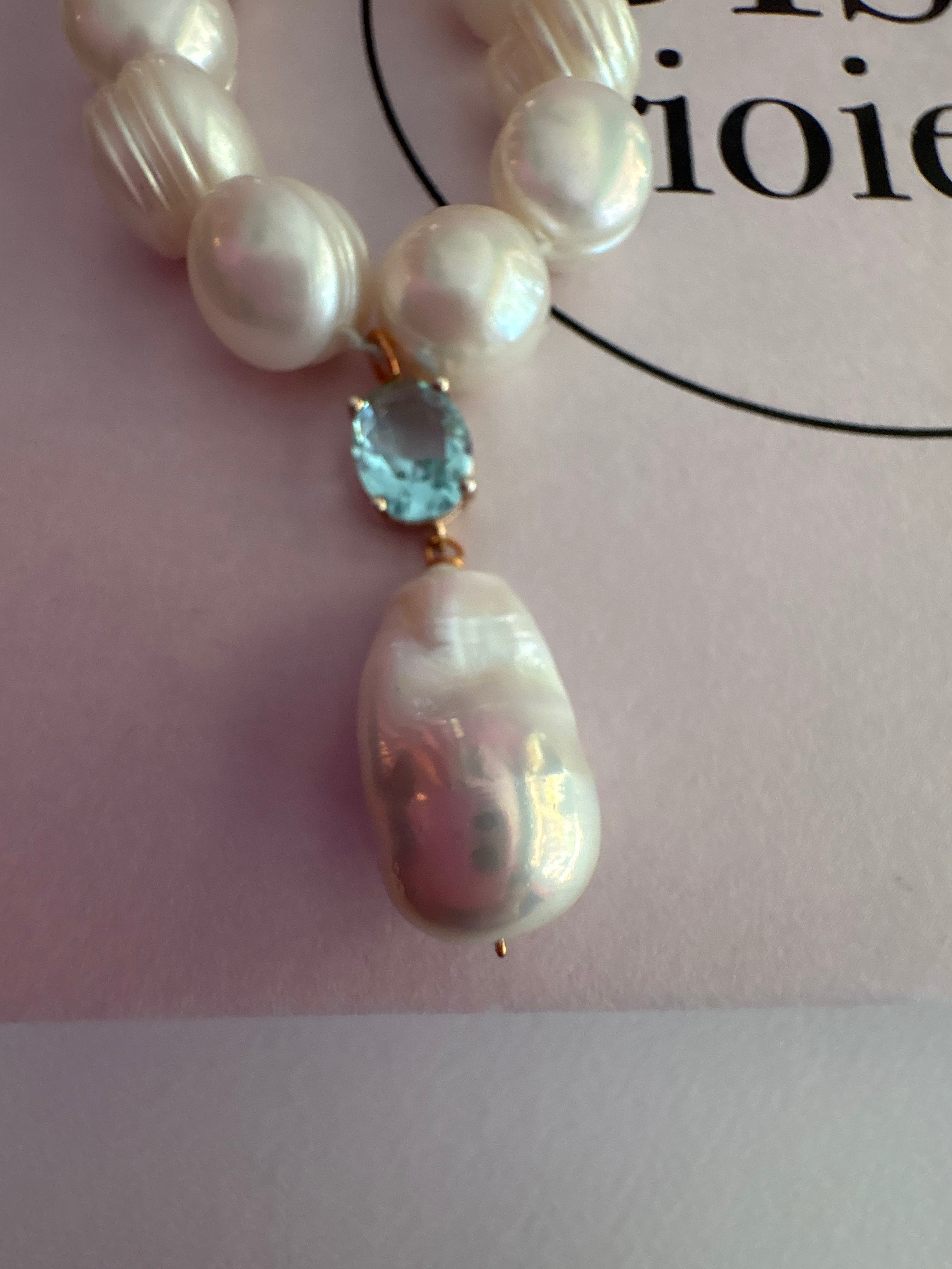 MADELAINE - Collana  grandi perle con pendente zircone azzurro