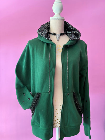 Felpa Gioiello : Felpa verde Oversize con Ricami in Paillettes e Cristalli – Lusso Couture