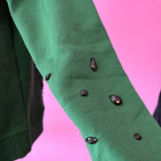 Felpa Gioiello : Felpa verde Oversize con Ricami in Paillettes e Cristalli – Lusso Couture