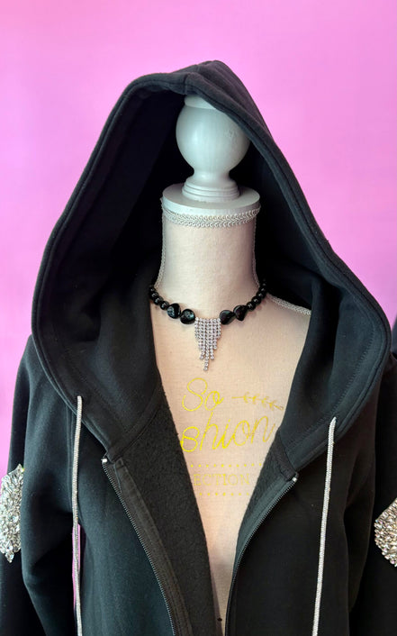 Felpa lunga Gioiello : cappottino Oversize nero con Ricami in Paillettes e Cristalli – Lusso Couture