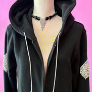 Felpa lunga Gioiello : cappottino Oversize nero con Ricami in Paillettes e Cristalli – Lusso Couture