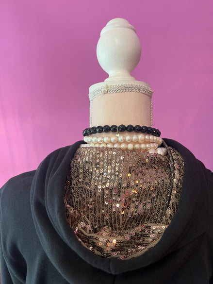 Felpa Gioiello : Felpa nera Oversize con Ricami in Paillettes e Cristalli – Lusso Couture