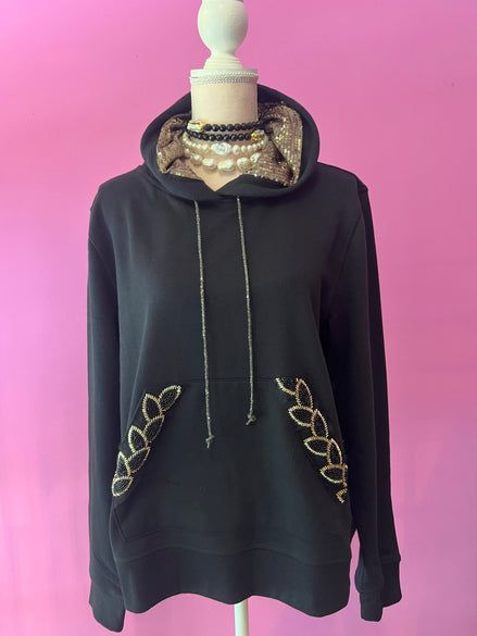 Felpa Gioiello : Felpa nera Oversize con Ricami in Paillettes e Cristalli – Lusso Couture