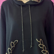 Felpa Gioiello : Felpa nera Oversize con Ricami in Paillettes e Cristalli – Lusso Couture