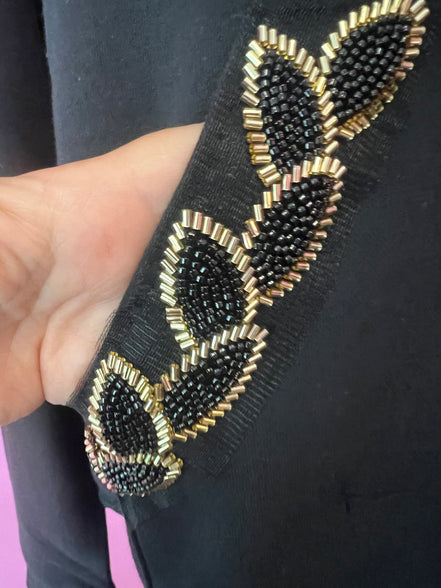 Felpa Gioiello : Felpa nera Oversize con Ricami in Paillettes e Cristalli – Lusso Couture