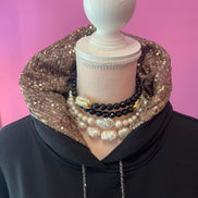 Felpa Gioiello : Felpa nera Oversize con Ricami in Paillettes e Cristalli – Lusso Couture