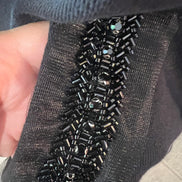 Felpa Gioiello : Felpa nera Oversize con Ricami in Paillettes e Cristalli – Lusso Couture