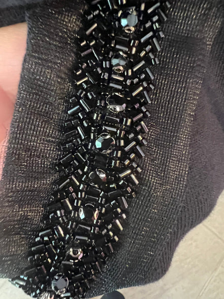Felpa Gioiello : Felpa nera Oversize con Ricami in Paillettes e Cristalli – Lusso Couture