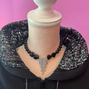Felpa Gioiello : Felpa nera Oversize con Ricami in Paillettes e Cristalli – Lusso Couture