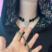 Felpa Gioiello : Felpa nera Oversize con Ricami in Paillettes e Cristalli – Lusso Couture