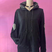Felpa Gioiello : Felpa nera Oversize con Ricami in Paillettes e Cristalli – Lusso Couture