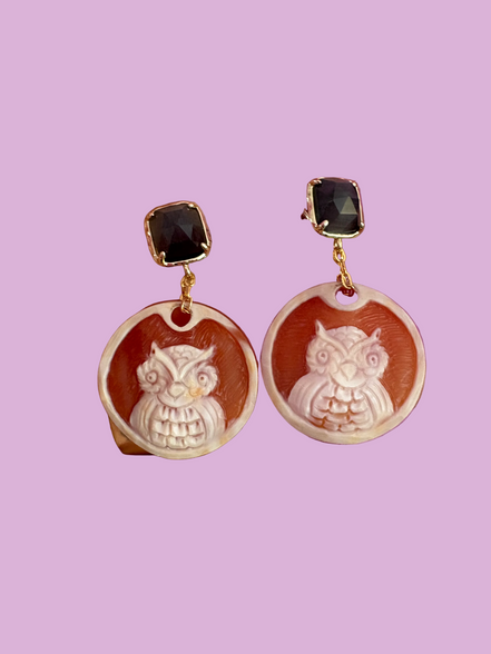 Collezione : Cammei - Orecchini con gufo e labradorite