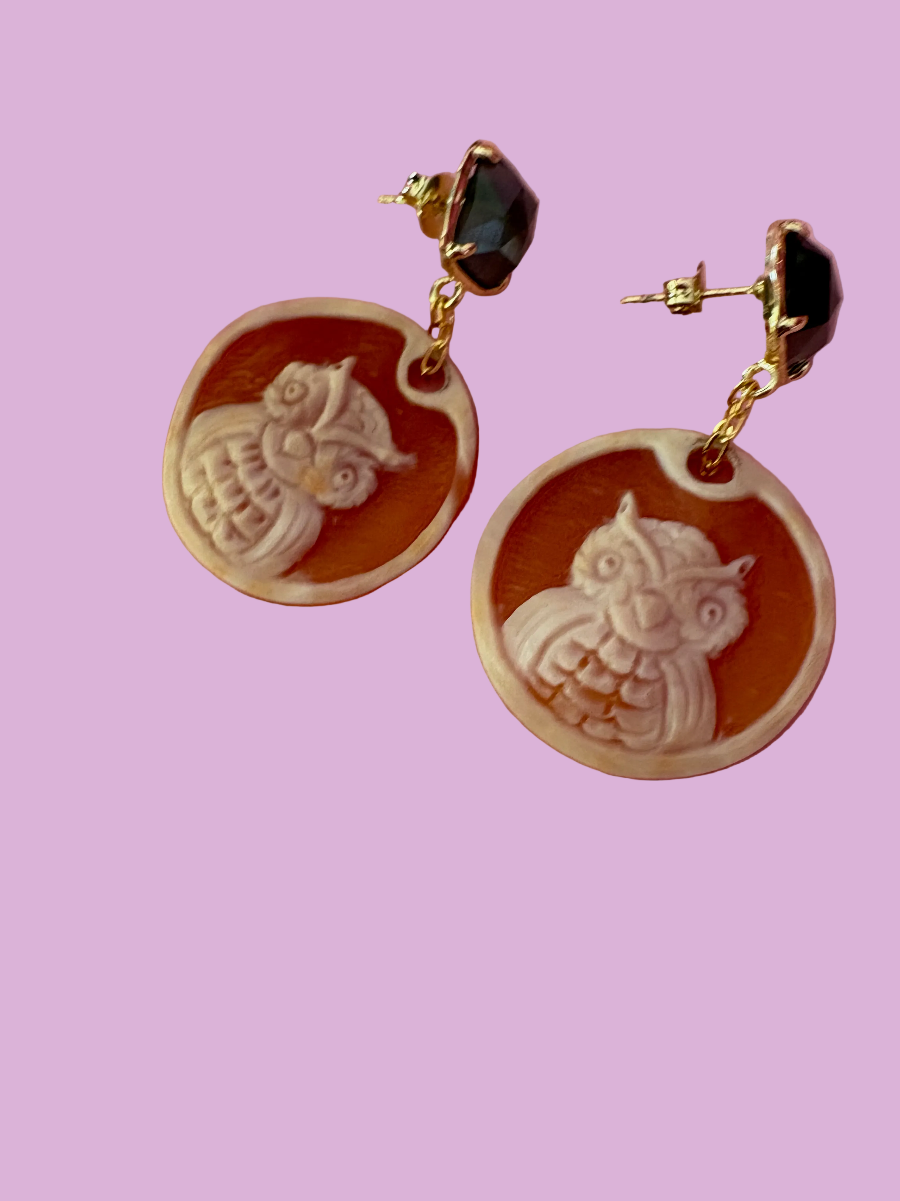 Collezione : Cammei - Orecchini con gufo e labradorite