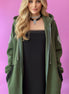 Felpa lunga Gioiello : cappottino Oversize verde con Ricami in Paillettes e Cristalli – Lusso Couture