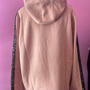 Felpa Gioiello : Felpa rosa Oversize con Ricami in Paillettes e Cristalli – Lusso Couture
