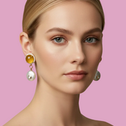 Orecchini  Collezione JAIPUR- perla piatta e zirconi incastonati con quarzo citrino