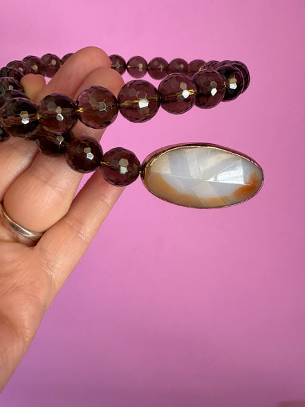 INCANTEVOLE -  Chocker flessibile contrarié  topazio fumé (cm1,2) sfaccettato con terminali ovali lunghi agata
