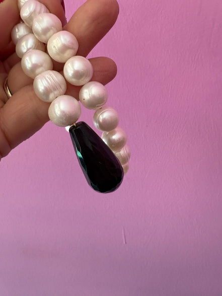 INCANTEVOLE -  Chocker  contrarié perle coltivate  con 2 gocce onice