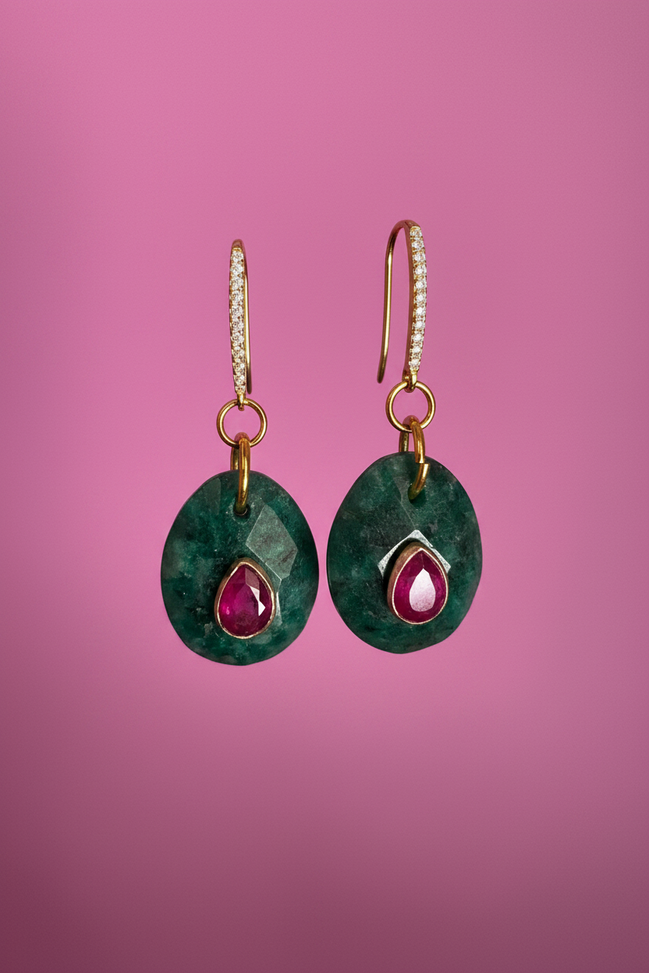 Orecchini  Collezione JAIPUR- giada verde e ruby incastonata