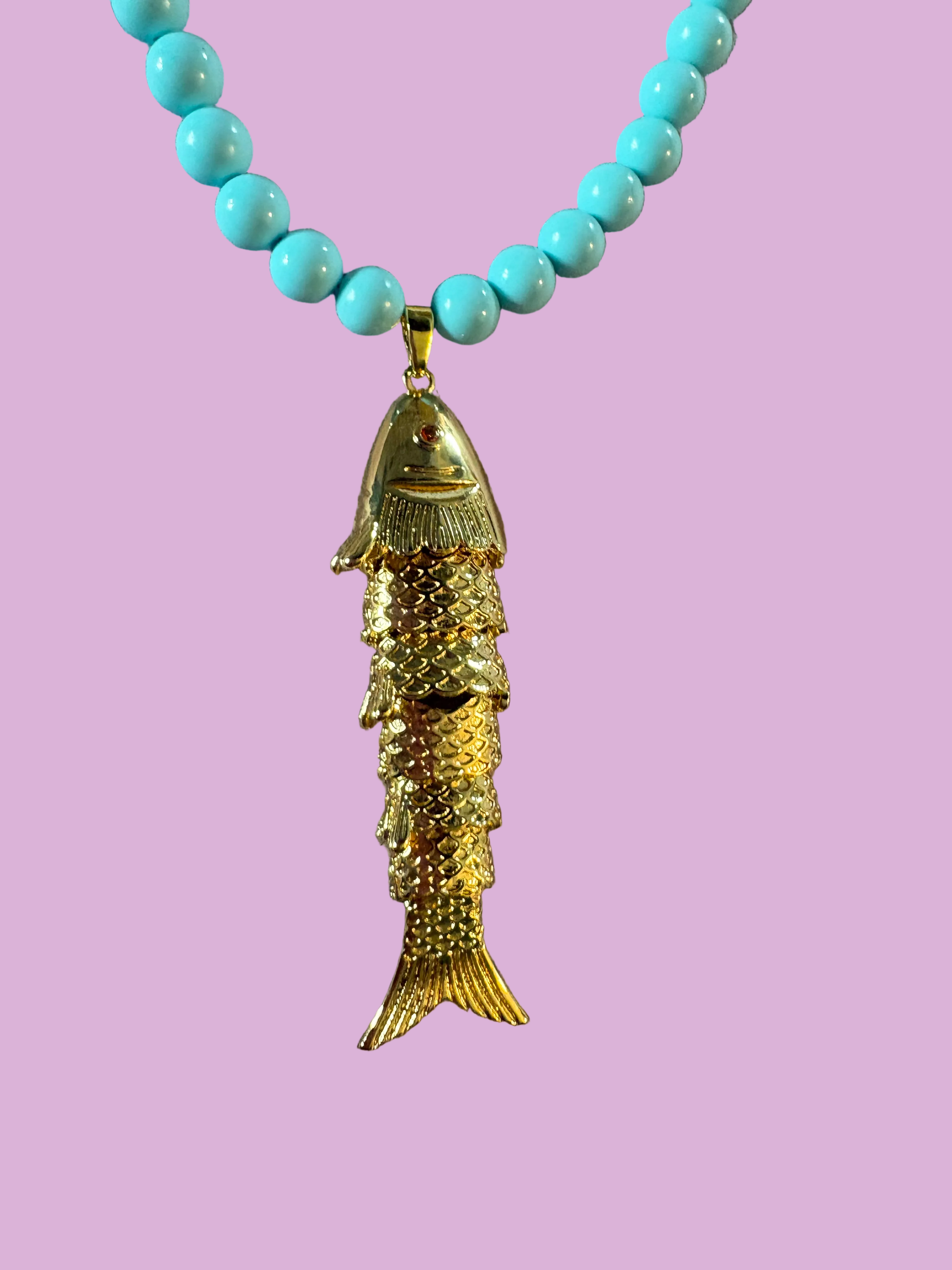 Collana POISSONS - turchese mm 6 - chiusura argento 925 -  pesciolino gold
