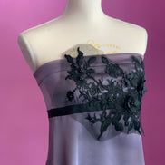Jane Austen - Abito Bustier in raso lilla con decorazione ricamo