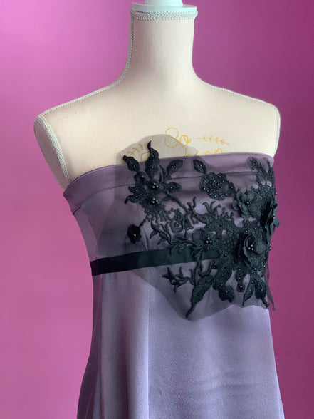 Jane Austen - Abito Bustier in raso lilla con decorazione ricamo