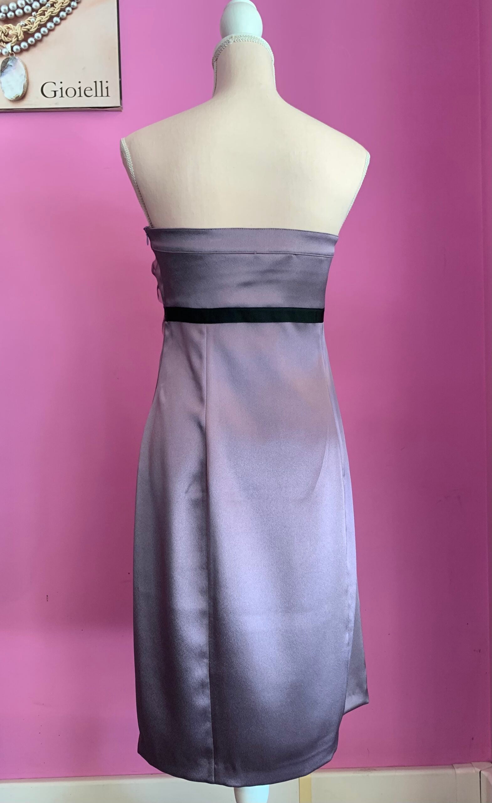 Jane Austen - Abito Bustier in raso lilla con decorazione ricamo