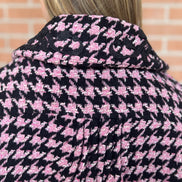 Céline - Jäckchen mit Godets in Rosa-Schwarz-Hahnentritt