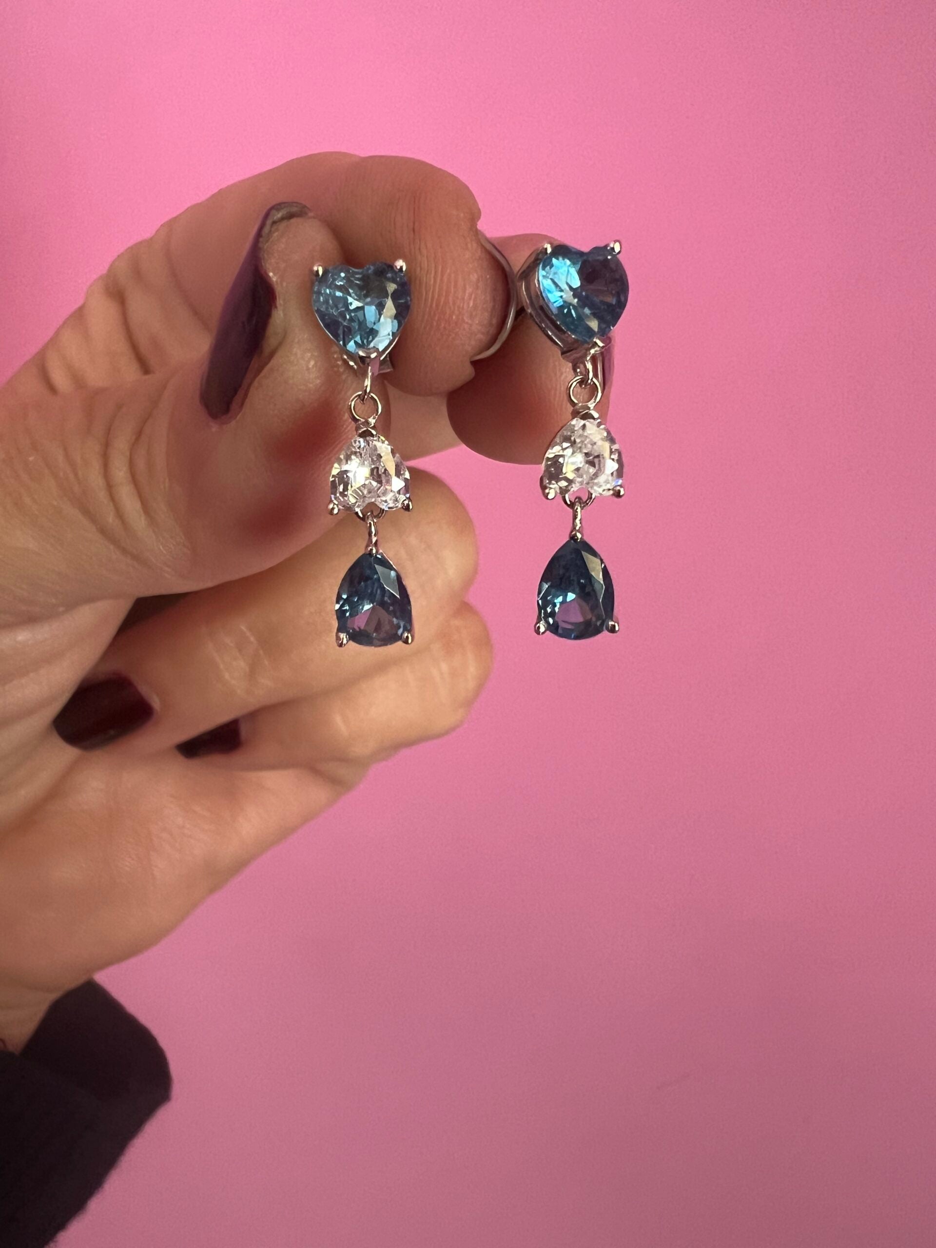Orecchini argento 925 con zirconi cuori bianco e zaffiro