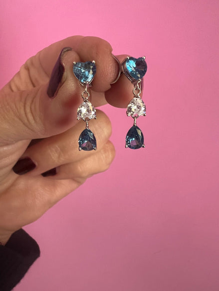 Orecchini argento 925 con zirconi cuori bianco e zaffiro