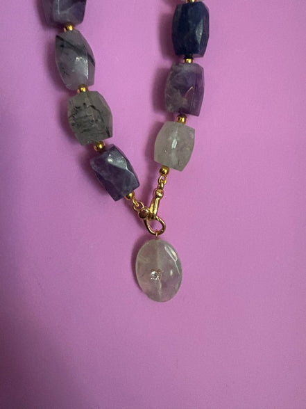 Collana JAIPUR - gemme colorate  e pendente prenite