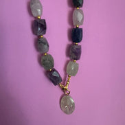 Collana JAIPUR - gemme colorate  e pendente prenite