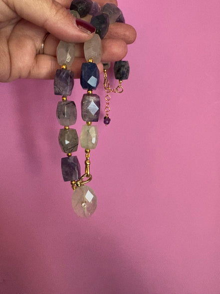 Collana JAIPUR - gemme colorate  e pendente prenite