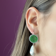 Orecchini  PERLE -perle barocche con giada burma verde