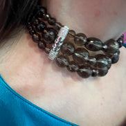 INCANTEVOLE -  Chocker  3 giri topazio fumé e argento 925