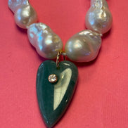 Collana JAIPUR - Perle barocche e pendente cuore avventurina verde